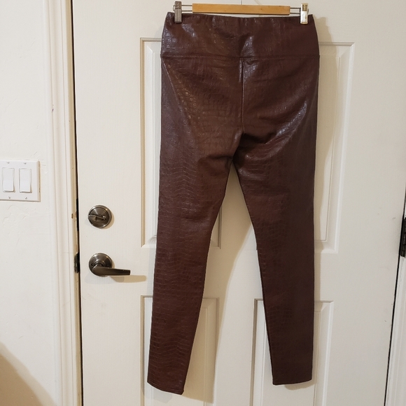 7 For All Mankind Chocolate Brown Faux Leather Leggings - Picture 3 of 8